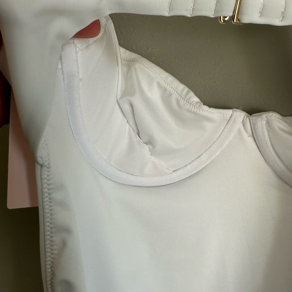 Victoria’s Secret White Swimsuit - Picture 10 of 15